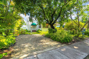6243 SW 57th St, South Miami, FL 33143 - MLS#A11856236
