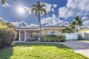 743 Se 10th Ter, Deerfield Beach