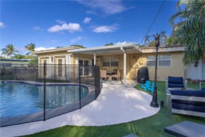 743 Se 10th Ter Deerfield Beach, FL 33441 - MLS#A11856272