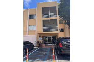 15888 Sw 95th Ave 201 Miami, FL 33157 - MLS#A11856280