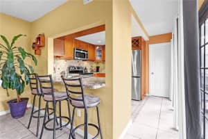 10077 NW 5th Ter 10077, Miami, FL 33172 - MLS#A11856309