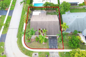 9300 Nw 32nd Manor St Sunrise, FL 33351 - MLS#A11856371