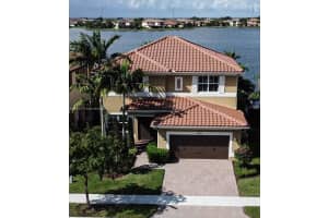 9709 Blue Isle Bay, Parkland