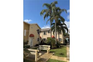 335 Waterside Dr 335, Hypoluxo