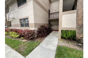 9877 Nob Hill Ct 25/9877 Sunrise, FL 33351 - MLS#A11856401