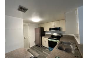 9877 Nob Hill Ct 25/9877 Sunrise, FL 33351 - MLS#A11856401
