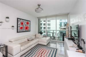 218 Se 14th St 1406, Miami