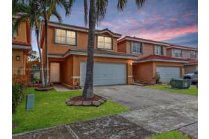 7171 Sienna Ridge Ln, Lauderhill