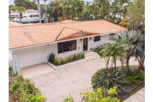 13205 Arch Creek Ter North Miami, FL 33181 - MLS#A11856457