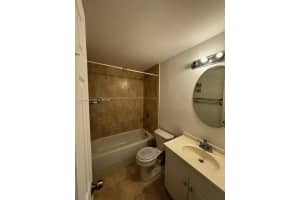 6950 Miami Gardens Dr 2-508, Hialeah, FL 33015 - MLS#A11856458