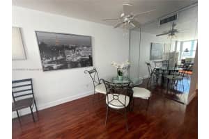 2899 Collins Ave 1420 Miami Beach, FL 33140 - MLS#A11856475