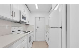 806 N 24th Ave 806 Hollywood, FL 33020 - MLS#A11856510