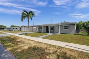 10451 Sw 150 Ter Miami, FL 33176 - MLS#A11856512