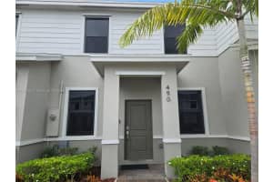 490 Ne 12th St, Florida City