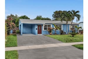 7011 Scott St, Hollywood, FL 33024 - MLS#A11856587
