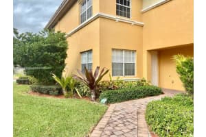 8231 NW 127th Ln 33-A, Parkland, FL 33076 - MLS#A11856591