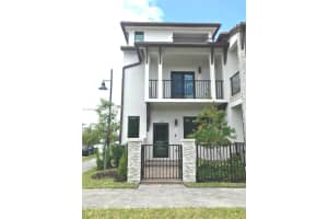 4920 Nw 83rd Ave Doral, FL 33166 - MLS#A11856604