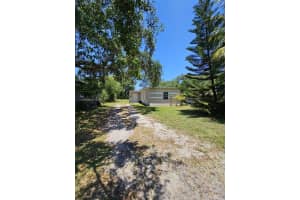 1575 NE 128th St, North Miami, FL 33161 - MLS#A11856628