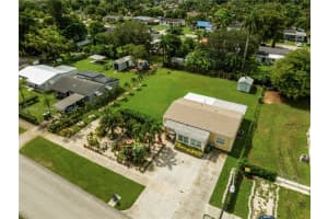 512 NW 13th St, Homestead, FL 33030 - MLS#A11856636
