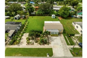 512 NW 13th St, Homestead, FL 33030 - MLS#A11856636