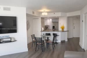 5880 Collins Ave 703, Miami Beach, FL 33140 - MLS#A11856662