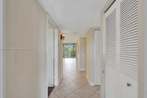 9520 Seagrape Dr 306 Davie, FL 33324 - MLS#A11856694