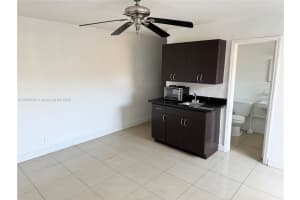 2024 Ne 26th St 2 Wilton Manors, FL 33305 - MLS#A11856709