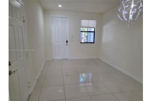 8841 Nw 103rd Ave 6641 Doral, FL 33178 - MLS#A11856738