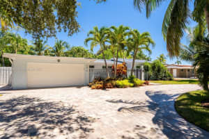 4010 NE 22nd Ave, Lighthouse Point, FL 33064 - MLS#A11856746