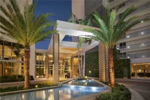 16385 Biscayne Blvd 2806 North Miami Beach, FL 33160 - MLS#A11856751