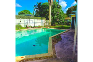17001 NE 6th Ct, North Miami Beach, FL 33162 - MLS#A11856754