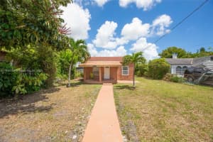 1483 Nw 58th St Miami, FL 33142 - MLS#A11856766