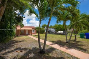 1483 Nw 58th St Miami, FL 33142 - MLS#A11856766