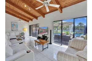 2667 S Parkview Dr 2667 Hallandale Beach, FL 33009 - MLS#A11856822