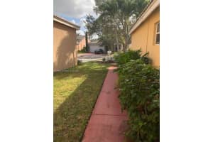 944 Savannah Falls Dr, Weston, FL 33327 - MLS#A11856832