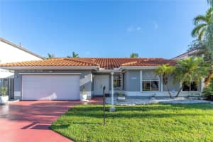 15990 Sw 110th St, Miami