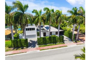 3220 Chase Ave Miami Beach, FL 33140 - MLS#A11856862