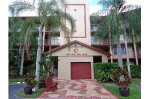 901 SW 138th Ave 107C, Pembroke Pines, FL 33027 - MLS#A11856968