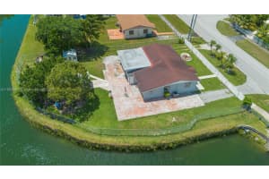 19781 Sw 122nd Ave, Miami
