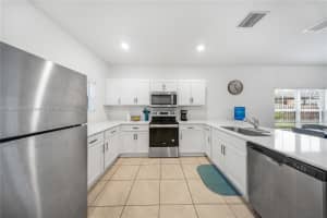 425 Ne 1st Dr Florida City, FL 33034 - MLS#A11856984