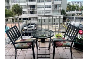 16710 Ne 9th Ave 303 North Miami Beach, FL 33162 - MLS#A11857102
