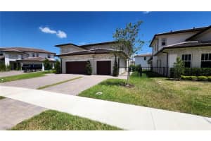12347 SW 43rd Ct, Davie, FL 33330 - MLS#A11857104