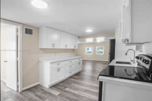 212 Sw 11th St A Dania Beach, FL 33004 - MLS#A11857175