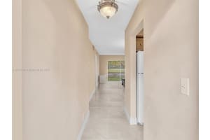 8400 Lagos De Campo Blvd 103 Tamarac, FL 33321 - MLS#A11857190