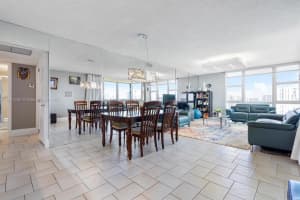 20379 W Country Club Dr 1933, Aventura