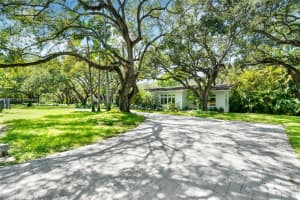 5501 Snapper Creek Rd, Coral Gables, FL 33156 - MLS#A11857259