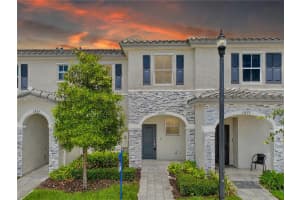 1867 SE 26th Ter, Homestead, FL 33035 - MLS#A11857260