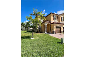 11389 NW 87th Ln 1, Doral, FL 33178 - MLS#A11857269