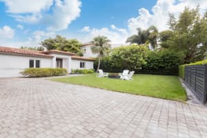 677 Hampton Ln, Key Biscayne, FL 33149 - MLS#A11857280