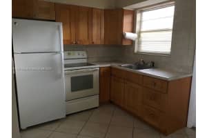 893 Ne 39th St 893 Oakland Park, FL 33334 - MLS#A11857322